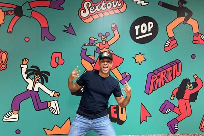 MC Koringa explica como fazia música usando um videogame no início da carreira