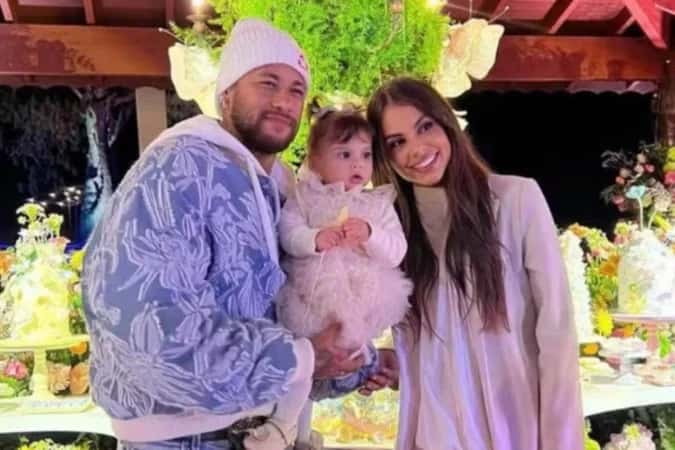 Amanda Kimberlly deixa casa dada por Neymar e motivo sinistro vem à tona