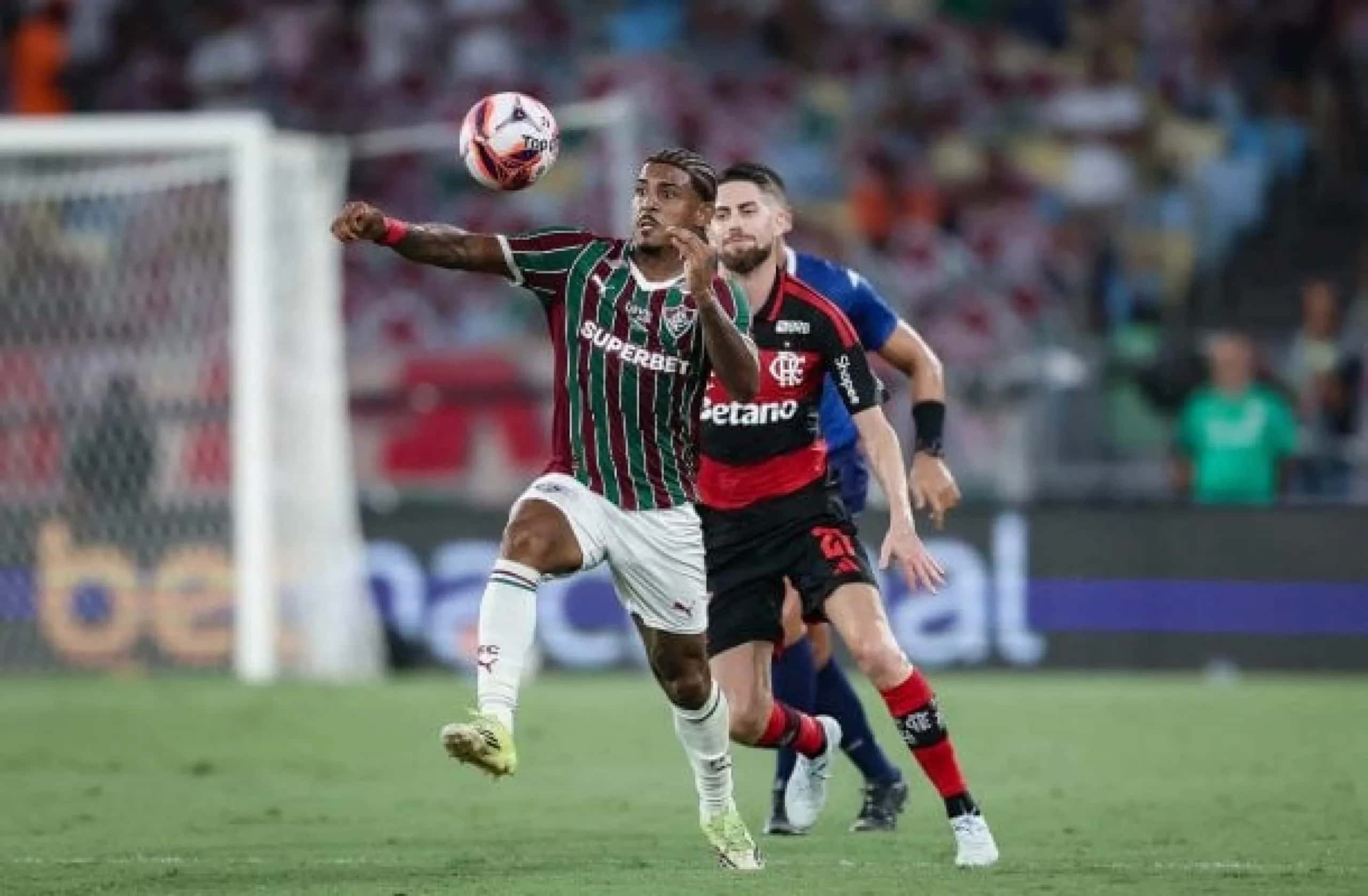 Flamengo vence Fluminense nos pênaltis e é tricampeão carioca