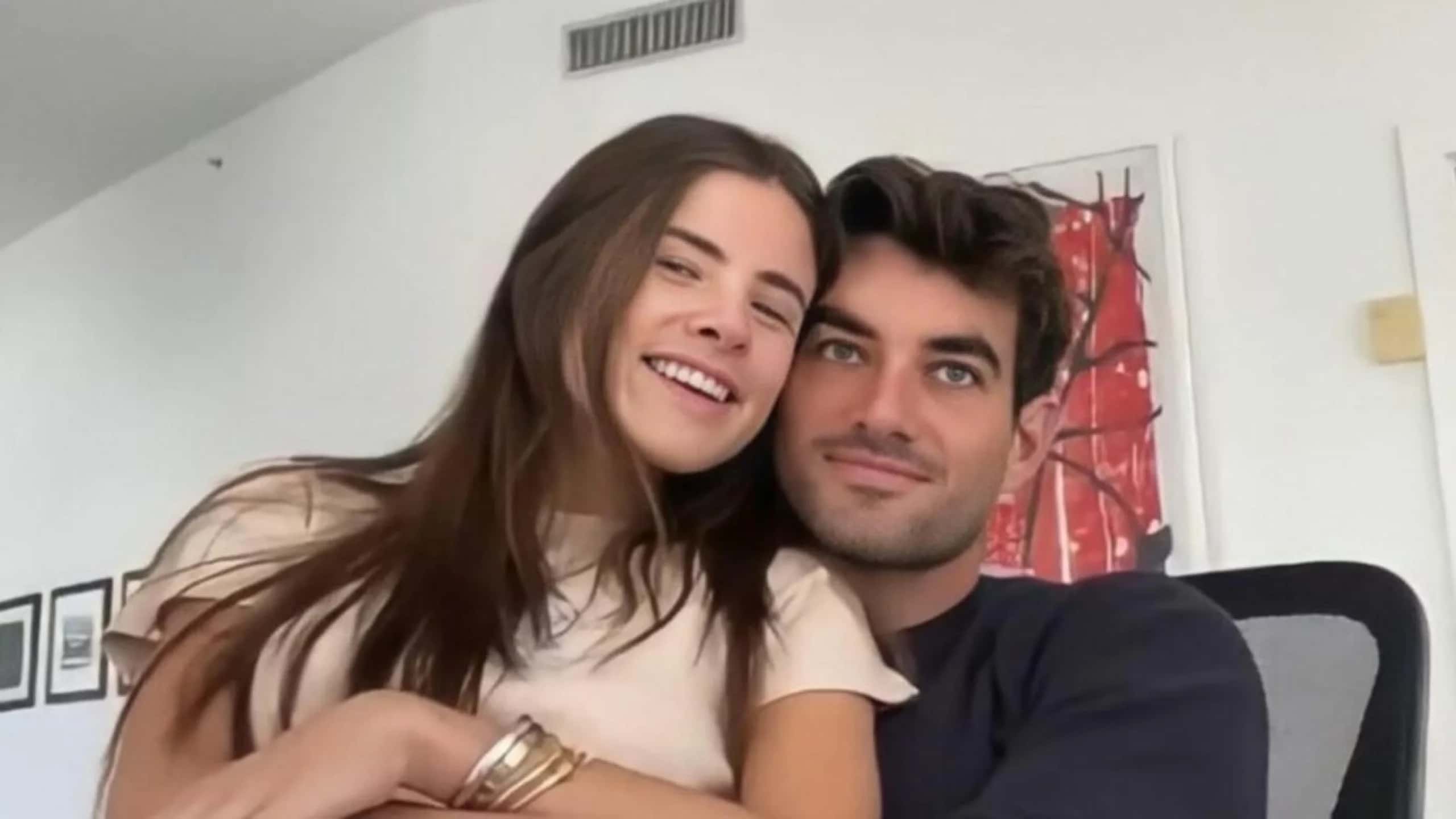 Giulia Be anuncia casamento em segredo com ex de Taylor Swift nos EUA