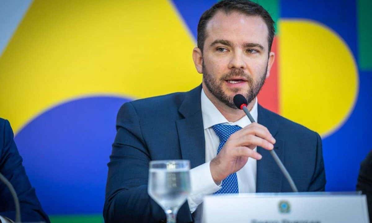 Governo faz parceria com EUA para combater tráfico de armas e drogas