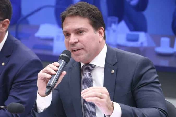 Alexandre Ramagem deixa detenção nos EUA