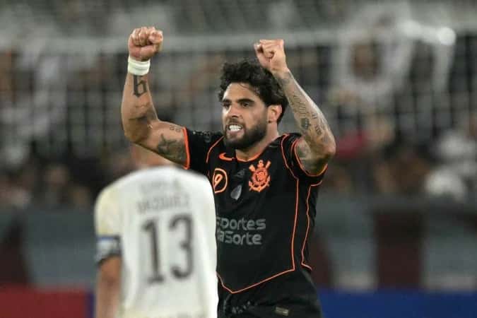 Na estreia de Diniz, Corinthians vence Platense e começa bem na Libertadores