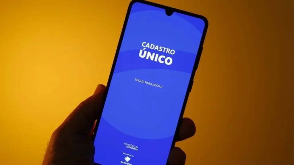 Golpe do CadÚnico: como se proteger de fraudes pelo WhatsApp