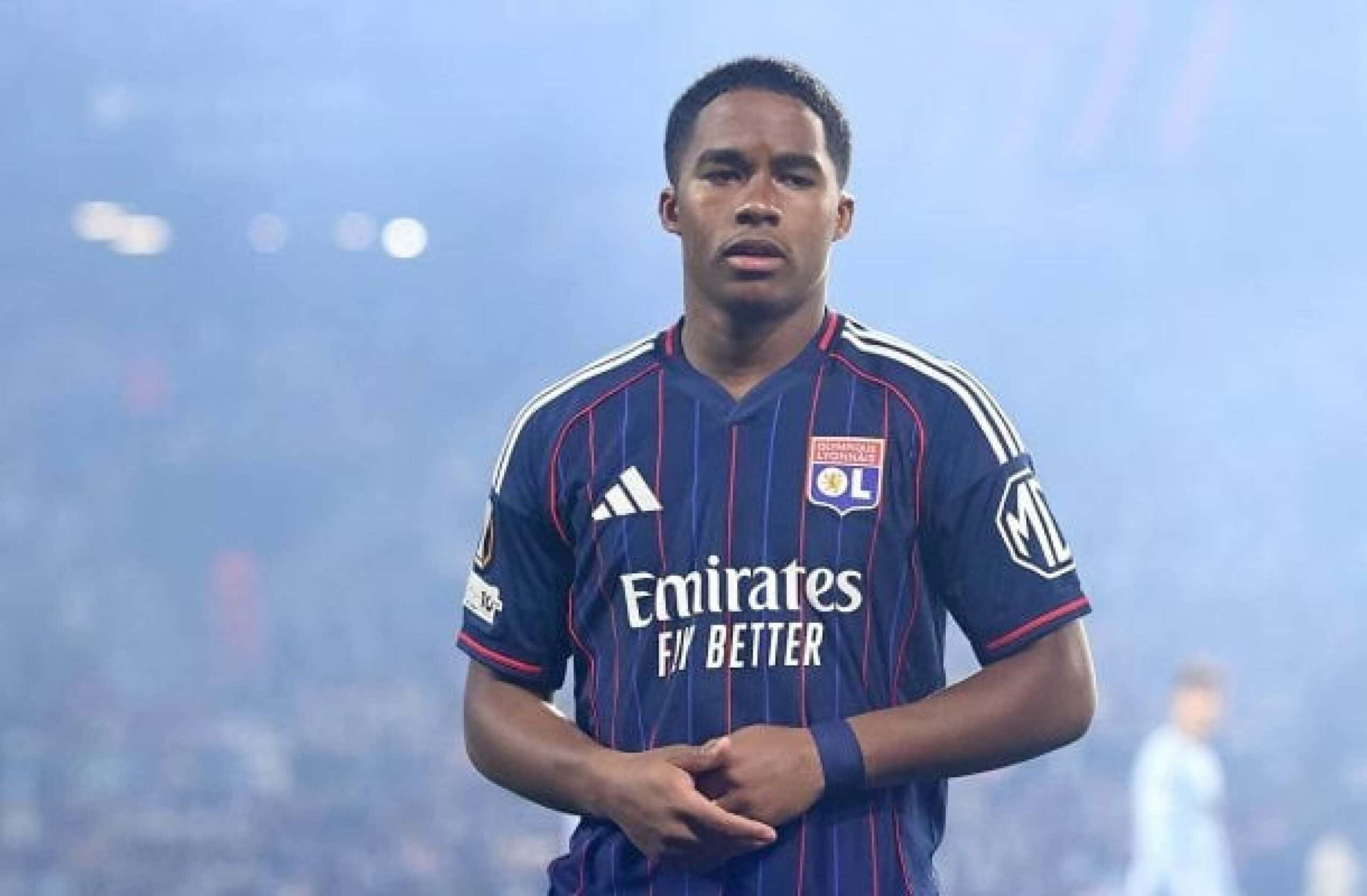 Dança de Endrick irrita Hakimi: “Deveria focar em jogar futebol”