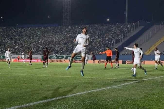 Com reservas, Palmeiras massacra Jacuipense e avança na Copa do Brasil