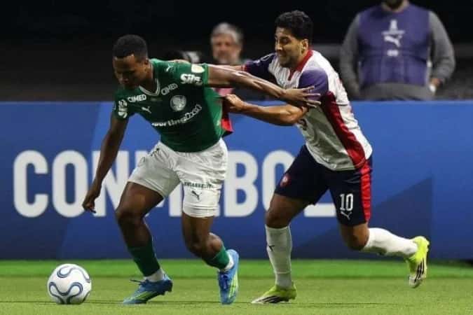 Palmeiras perde para o Cerro Porteño e vê vaga ameaçada na Libertadores