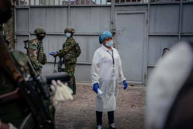 Escalada do ebola deixa OMS em alerta