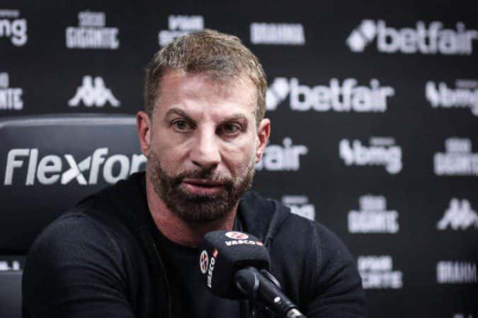 Justiça afasta Pedrinho do Vasco e determina intervenção na gestão
