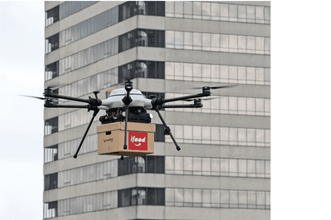 Drone do iFood chega a SP para resolver entregas em condomínios