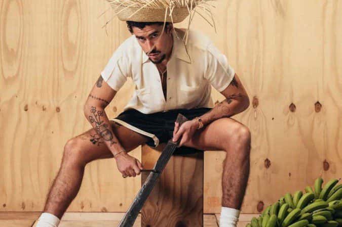 Bad Bunny se torna 1º artista latino a faturar US$ 1 bilhão em turnês