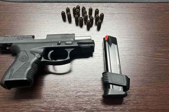 Porte de arma para autoridades no Brasil: O que diz a lei?