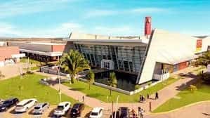 Outlet Premium Brasília abre no feriado com descontos e brinde especial