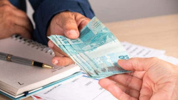 Como se calcula o 5º dia útil? Descubra os dias que você deve receber