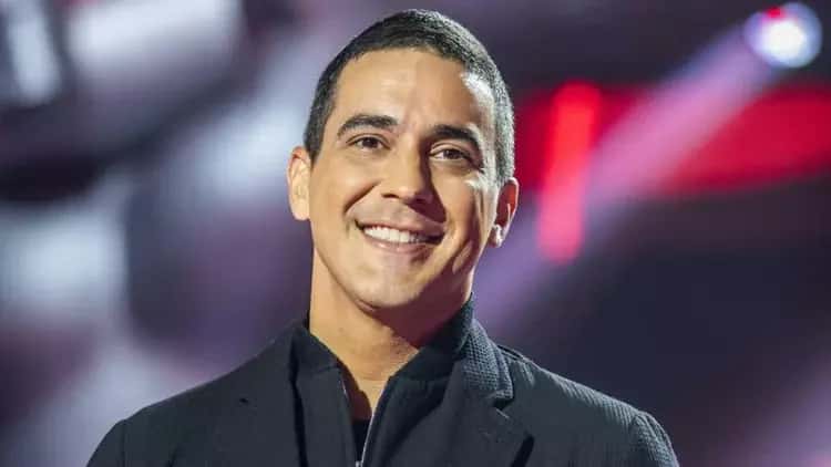 André Marques toma atitude contra fã que ironizou vício antigo