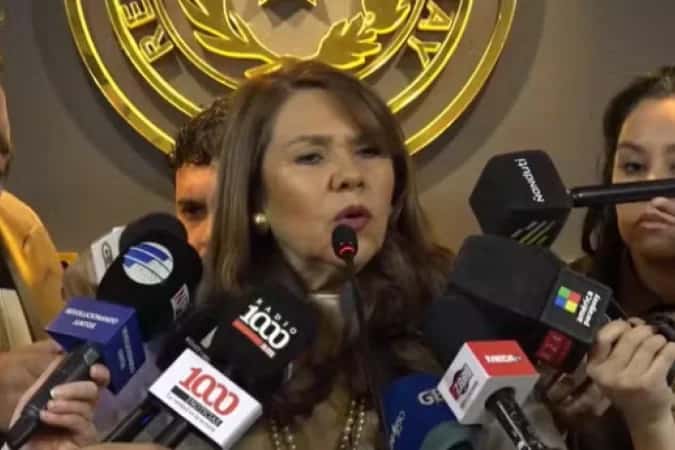 Senadora paraguaia nega desculpas a Mbappé e dispara: “Já prendemos Ronaldinho”
