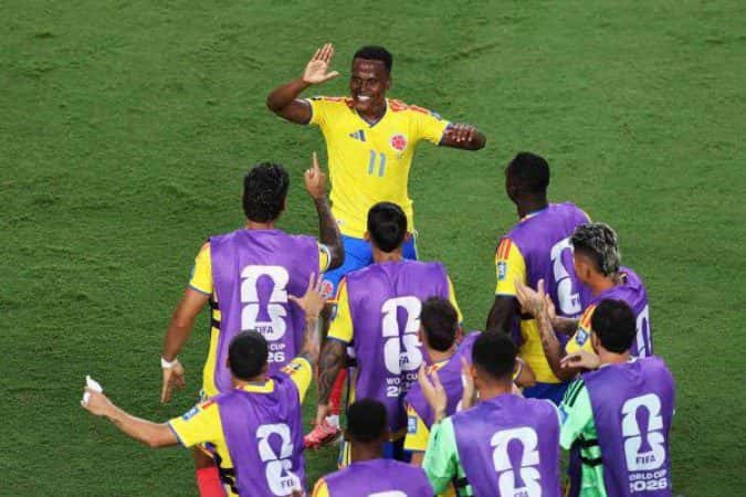 Arias marca, Colômbia vence Gana e avança para as oitavas da Copa