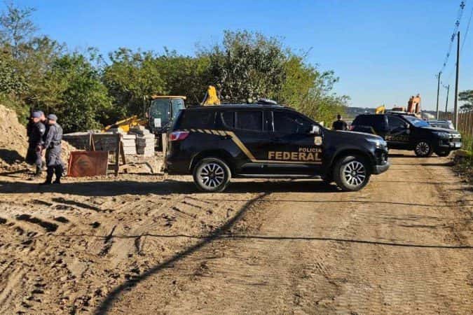 PF e suspeitos armados trocam tiros na área externa do Aeroporto de Guarulhos