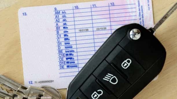 CNH e CRLV digitais: é seguro abandonar os documentos de papel?