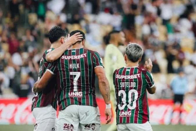 Fluminense marca nos acréscimos e derrota o líder Palmeiras