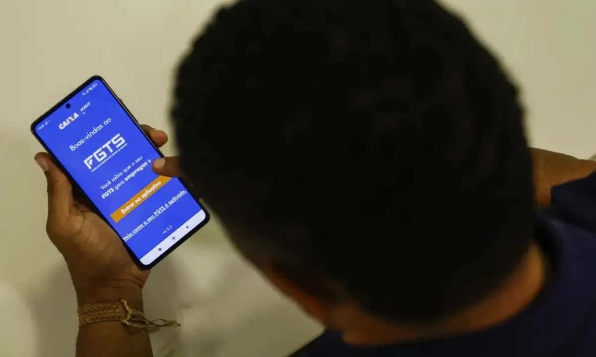 Nascidos em agosto já podem sacar o FGTS pelo saque-aniversário