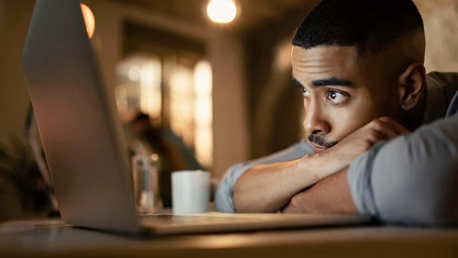 Golpes digitais crescem no Brasil e atingem marca de 40 fraudes por hora