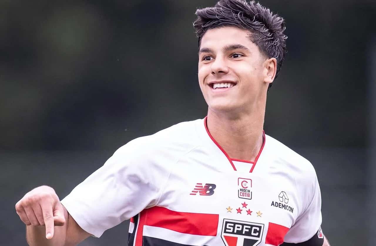 Jogador do São Paulo que atropelou e matou idoso responderá em liberdade